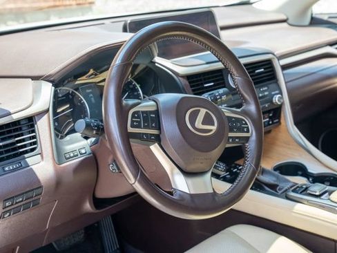 Used 2019 Lexus RX 350L AWD image 19
