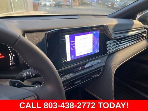 Used 2025 Toyota Camry SE image 22