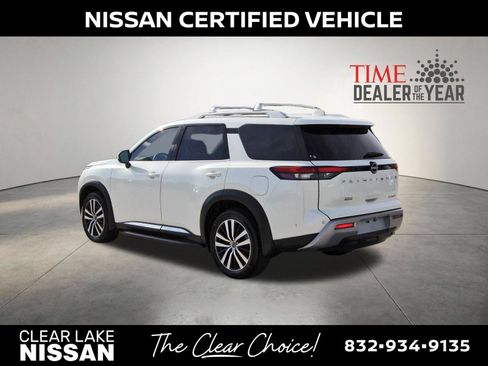 Certified 2023 Nissan Pathfinder Platinum w/ Lighting Package (N93) FWD image 5