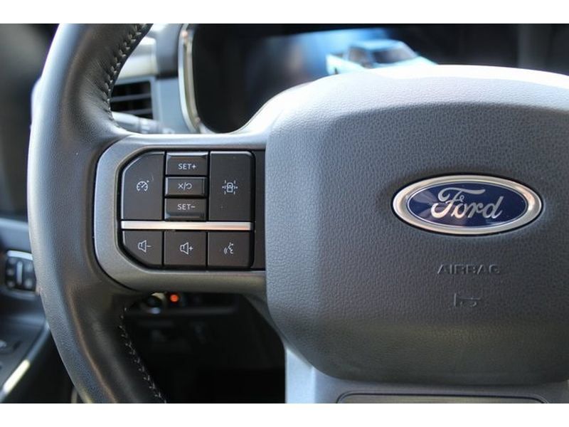 Used 2023 Ford F150 Lariat w/ Trailer Tow Package AWD/4WD image 27