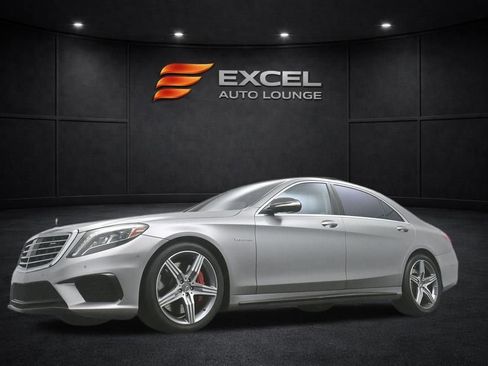 Used 2017 Mercedes-Benz S 63 AMG S 63 AMG w/ Carbon Fiber Exterior Package image 54