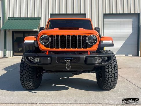 Used 2025 Jeep Gladiator Mojave image 9