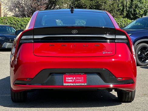 New 2026 Toyota Prius Plug-In Hybrid FWD image 8