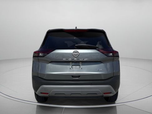 Used 2023 Nissan Rogue SV image 4