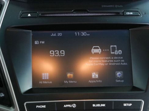 Used 2017 Hyundai Santa Fe SE w/ Cargo Package AWD/4WD image 19