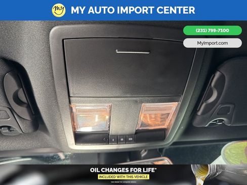 Used 2022 Dodge Challenger R/T Scat Pack w/ Driver Convenience Group image 22