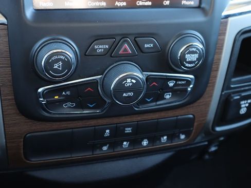 Used 2017 RAM 1500 Laramie image 14