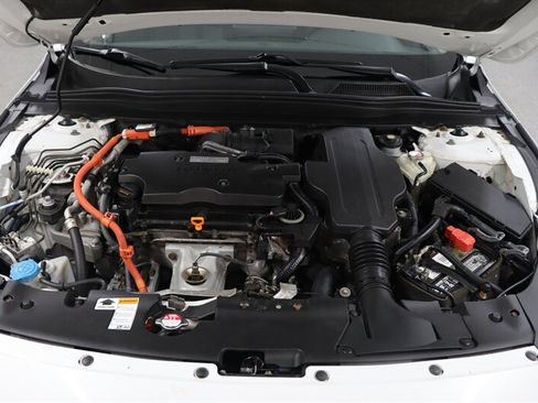 Used 2018 Honda Accord EX image 34