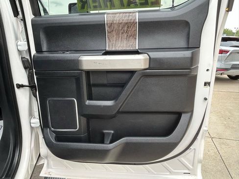 Used 2019 Ford F250 Lariat w/ Lariat Ultimate Package AWD/4WD image 17