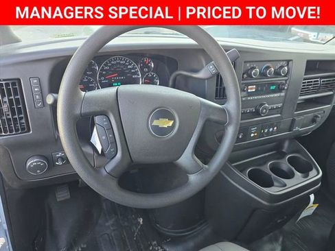New 2025 Chevrolet Express 2500 Work Van w/ Driver Convenience Package image 15