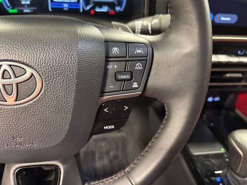 Used 2025 Toyota Camry XSE image 21