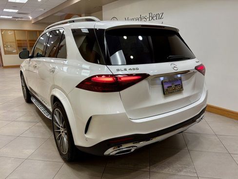 New 2026 Mercedes-Benz GLE 450 4MATIC image 3