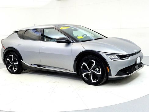 Used 2022 Kia EV6 GT-Line w/ First Edition Package image 7