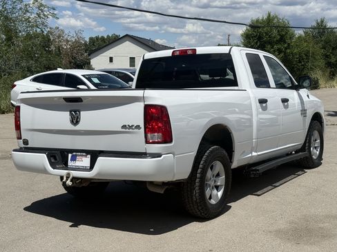 Used 2019 RAM 1500 Express AWD/4WD image 4