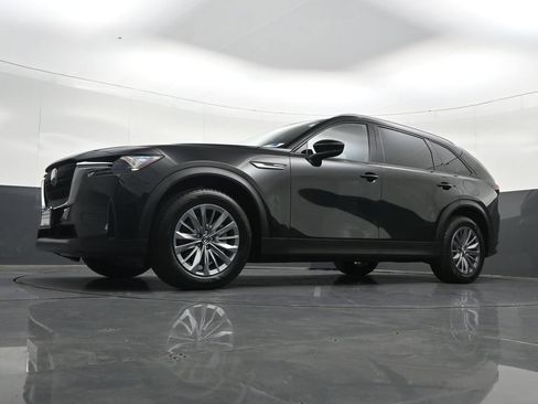 Used 2024 MAZDA CX-90 Plug-In Hybrid w/ Preferred AWD/4WD image 34