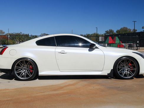 Used 2013 INFINITI G37 x Coupe w/ Premium Pkg image 18