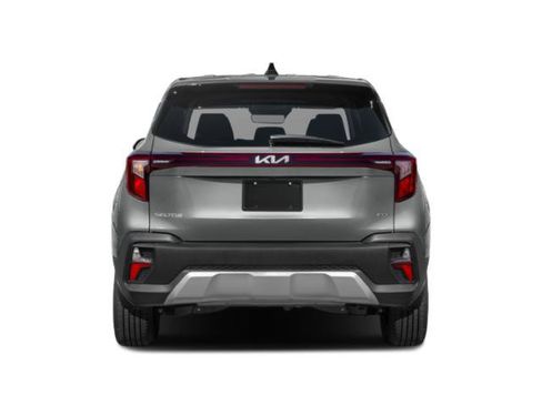 Certified 2025 Kia Seltos LX AWD/4WD image 8
