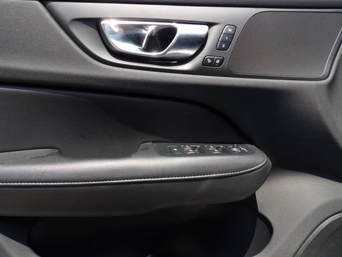 Certified 2025 Volvo S60 B5 Core FWD image 13