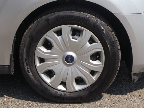 Used 2019 Ford Transit Connect XLT image 49