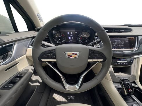 Certified 2024 Cadillac XT6 Premium Luxury w/ Technology Package FWD image 14