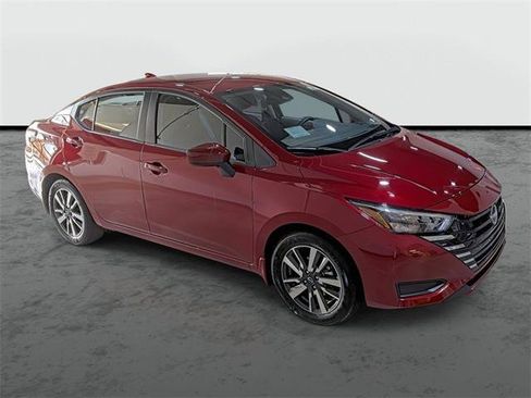 Used 2025 Nissan Versa SV w/ Trunk Package FWD image 5