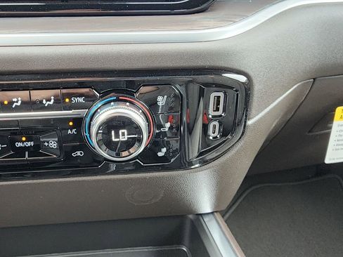 New 2026 GMC Sierra 1500 SLT w/ SLT Premium Plus Package image 29