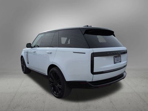 New 2026 Land Rover Range Rover SE image 4