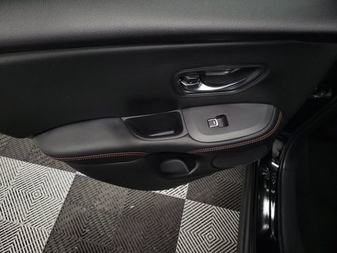 Certified 2025 Honda HR-V Sport image 15