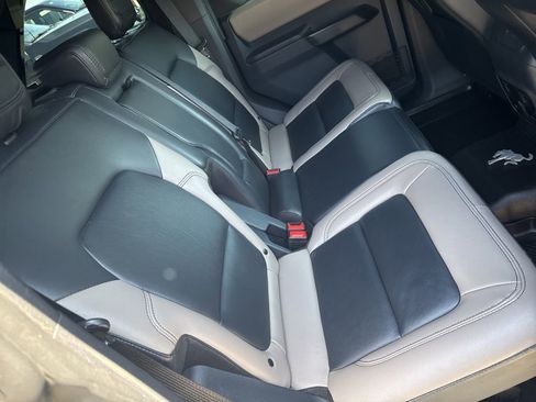 Used 2024 Ford Bronco Wildtrak AWD/4WD image 40