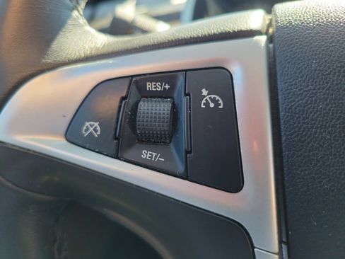 Used 2011 Chevrolet Equinox LTZ image 20