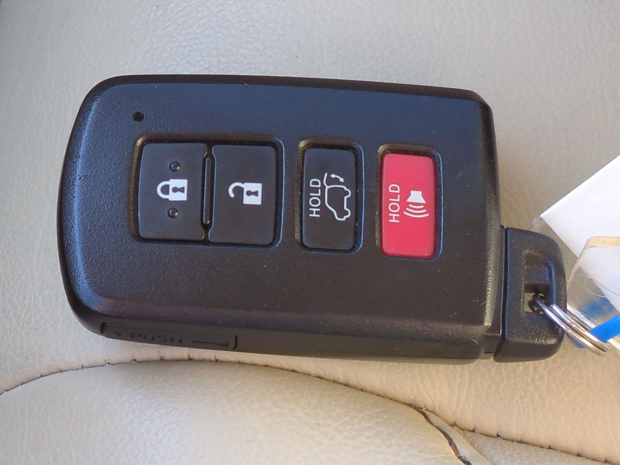 Used 2018 Toyota Highlander XLE AWD/4WD image 33