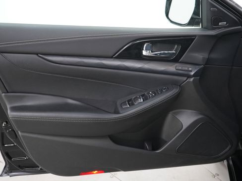 Used 2023 Nissan Maxima Platinum w/ Sport Mat Group FWD image 20