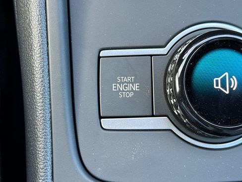 New 2026 Volkswagen Tiguan SE R-Line image 21