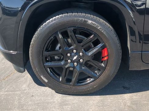 Used 2020 Chevrolet Traverse Premier w/ Redline Edition FWD image 27