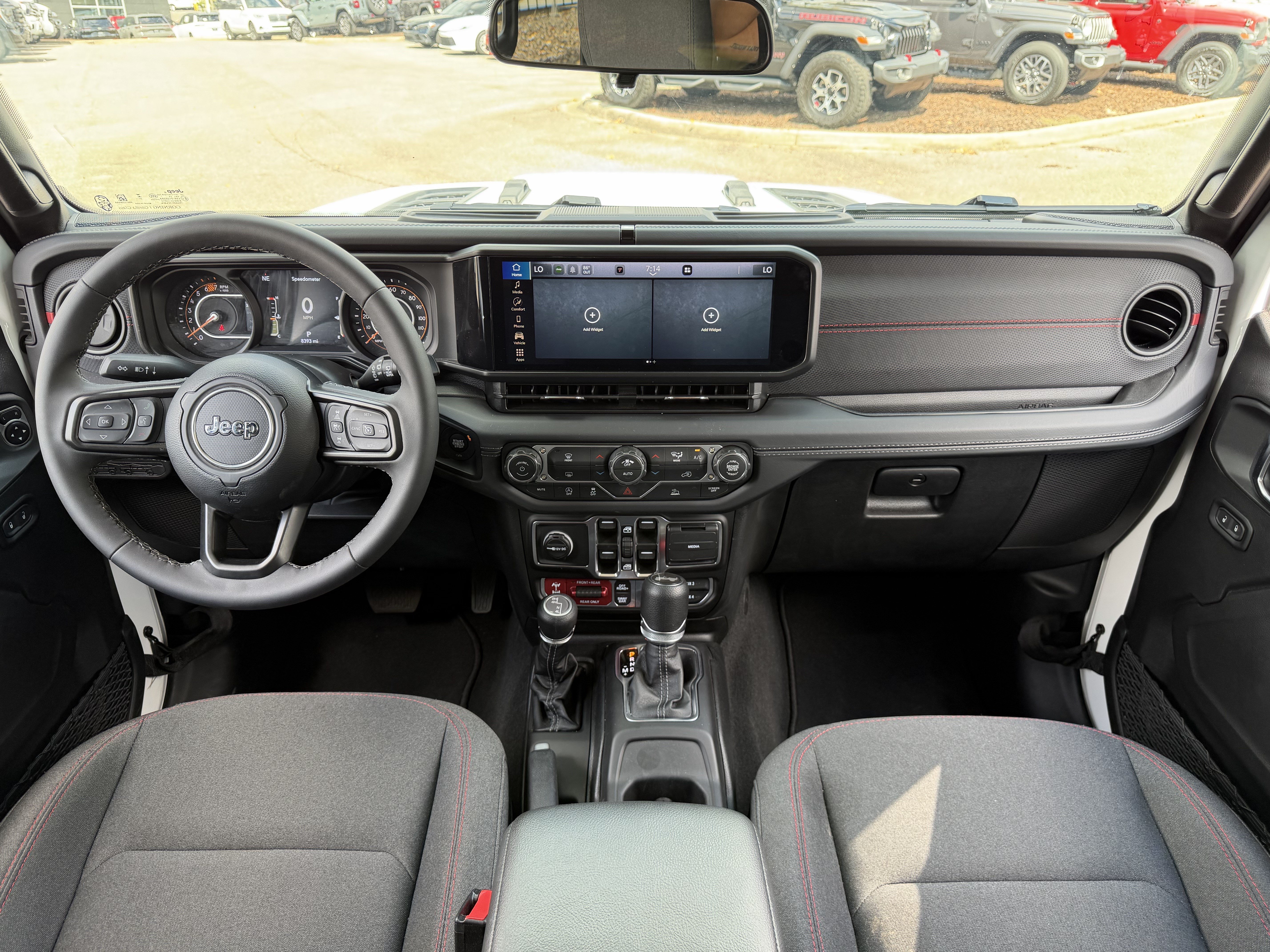 Used 2026 Jeep Wrangler Unlimited Rubicon AWD/4WD image 30