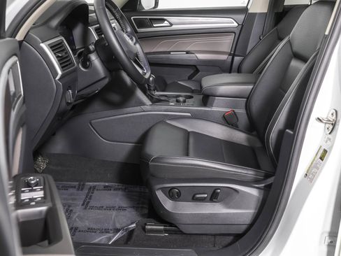 Certified 2023 Volkswagen Atlas SE image 22