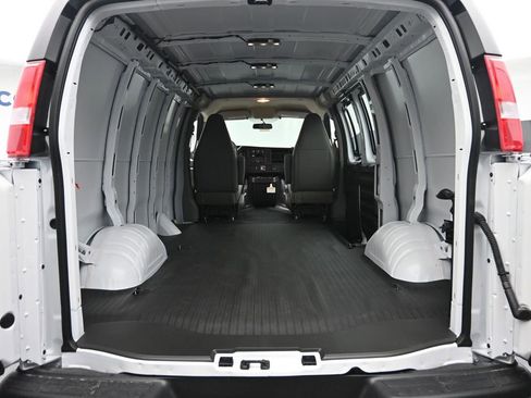 New 2026 Chevrolet Express 2500 w/ Driver Convenience Package RWD image 11