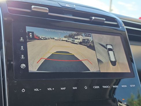 Used 2023 Hyundai Tucson Limited w/ Cargo Package image 32