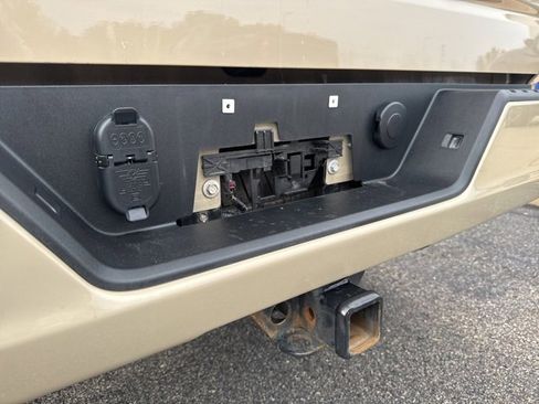 Used 2023 GMC Sierra 1500 Elevation image 22