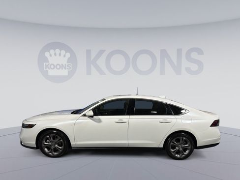 Used 2024 Honda Accord EX image 2
