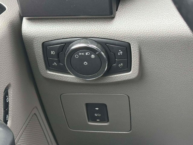 Used 2017 Ford F150 XLT w/ Equipment Group 302A Luxury AWD/4WD image 22