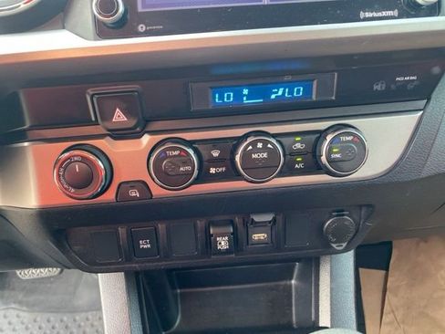Used 2021 Toyota Tacoma SR5 image 18