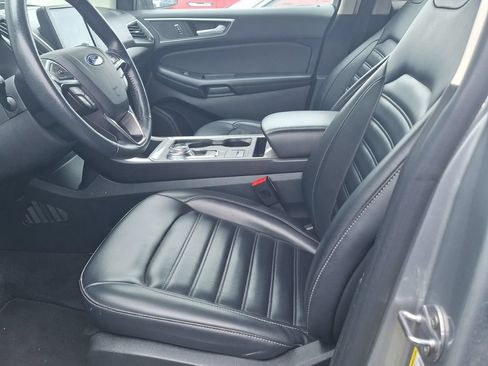 Used 2024 Ford Edge SEL AWD/4WD image 9
