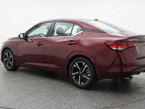 Used 2025 Nissan Sentra SV FWD image 6