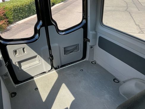 Used 2013 Mercedes-Benz Sprinter 2500 image 24