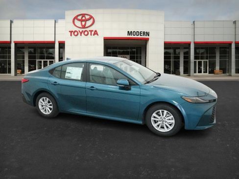 New 2026 Toyota Camry LE image 28