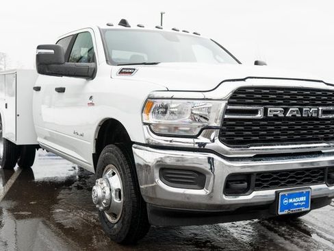 Used 2024 RAM 3500 SLT w/ Quick Order Package 2YG SLT image 4