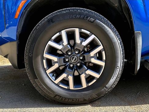 Used 2024 Nissan Frontier SL w/ Technology Package image 31