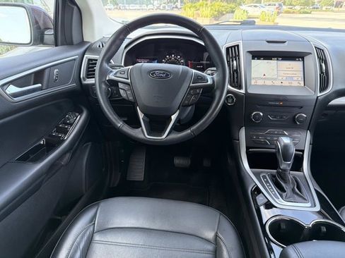 Used 2017 Ford Edge SEL w/ Equipment Group 201A image 25