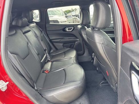 Used 2025 Jeep Compass Trailhawk AWD/4WD image 13